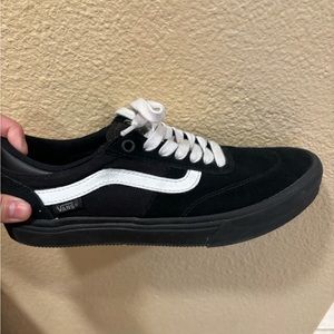 Black vans